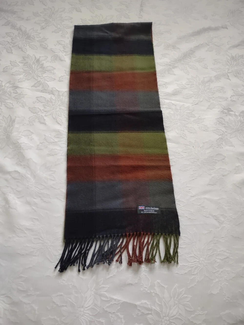 Cashmere Scotland Earthy Colors Scarf With Fringe